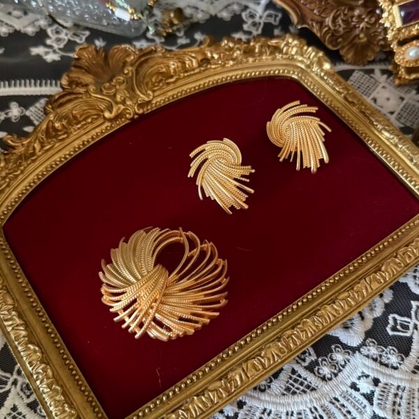 Fireworks Brooch Earring Set